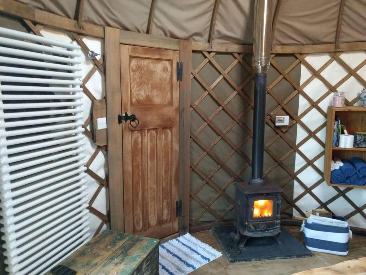 הוילה Bembridge Harbour Yurt - Log Burner - Wifi מראה חיצוני תמונה