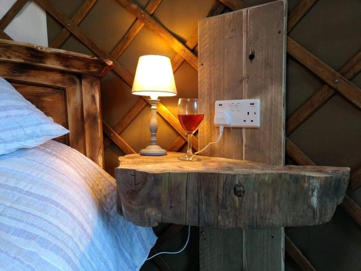 הוילה Bembridge Harbour Yurt - Log Burner - Wifi מראה חיצוני תמונה