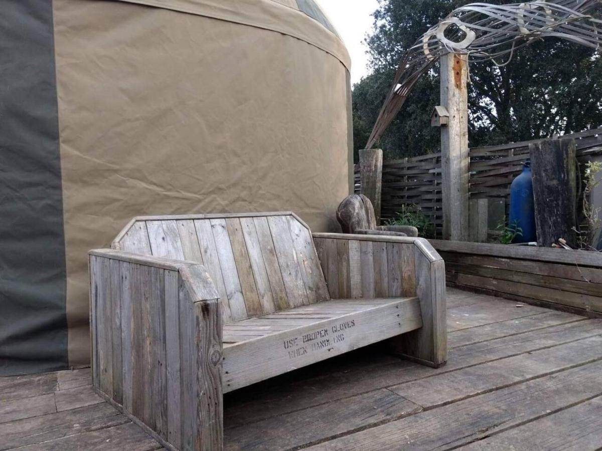 הוילה Bembridge Harbour Yurt - Log Burner - Wifi מראה חיצוני תמונה